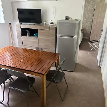 Δωμάτια σε οικογενειακή κατοικία La Cigale Du Desire Sejour